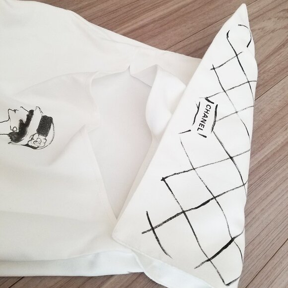 Chanel Karl Lagerfeld Sketch Classic Flap Micro Fiber Dust Bag 13.5"x9.5"x3.75" - Picture 10 of 16